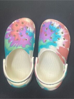 Crocs Kids Classic Tie Dye Clogs White Pink Purple Blue Size C10